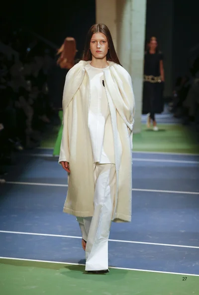 Look 27